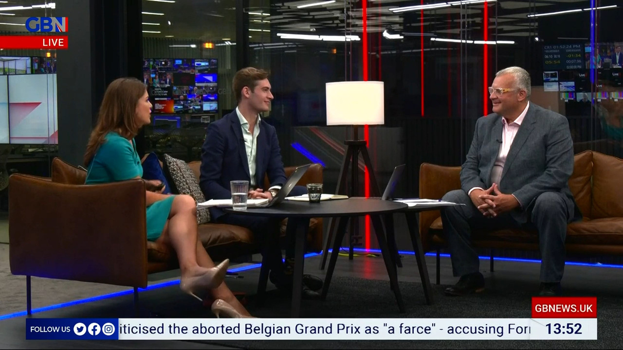08.30 - 12.00.00 - DePiero & Halligan. What makes Britain tick - the ..._001.ts_snapshot_54.14.129
