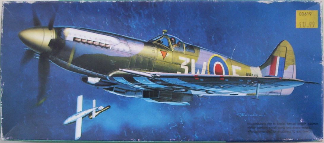 Fujimi 72 Spitfire F.Mk.14C 'V-1 Killer' & V-1
