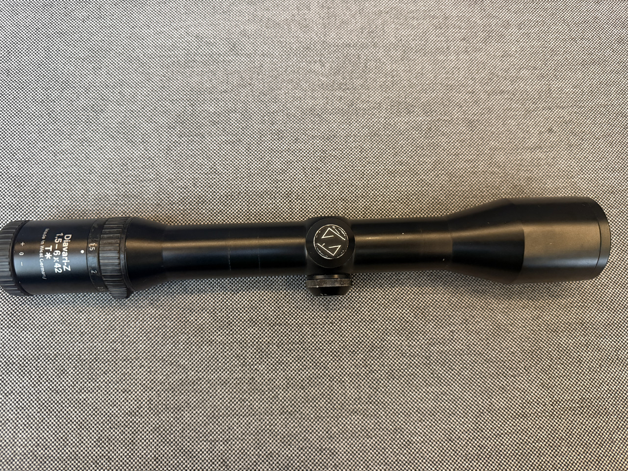 Graviertes Gewehr Ansicht 1