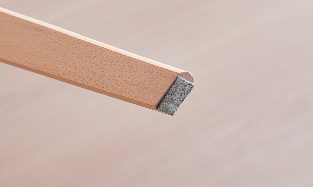 Gambe in legno e supporto antiscivolo