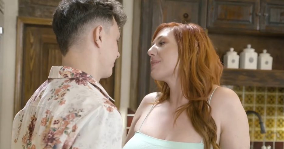 MyYoungerLover – Lauren Phillips – Oven Lovin