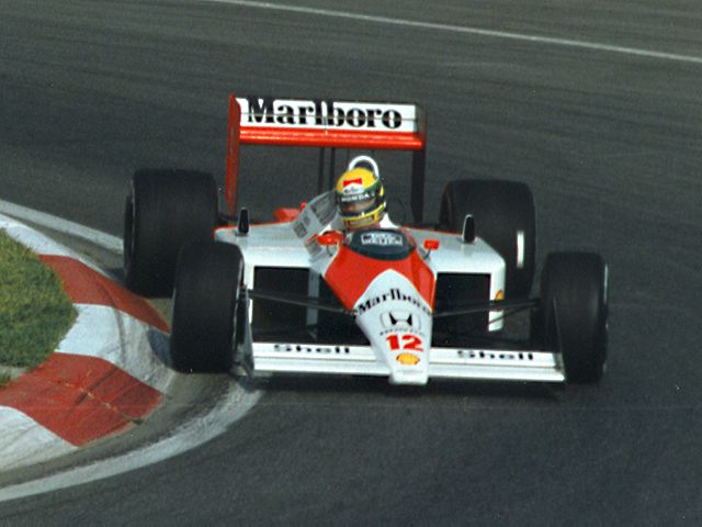 Ayrton_Senna_1988_Canada