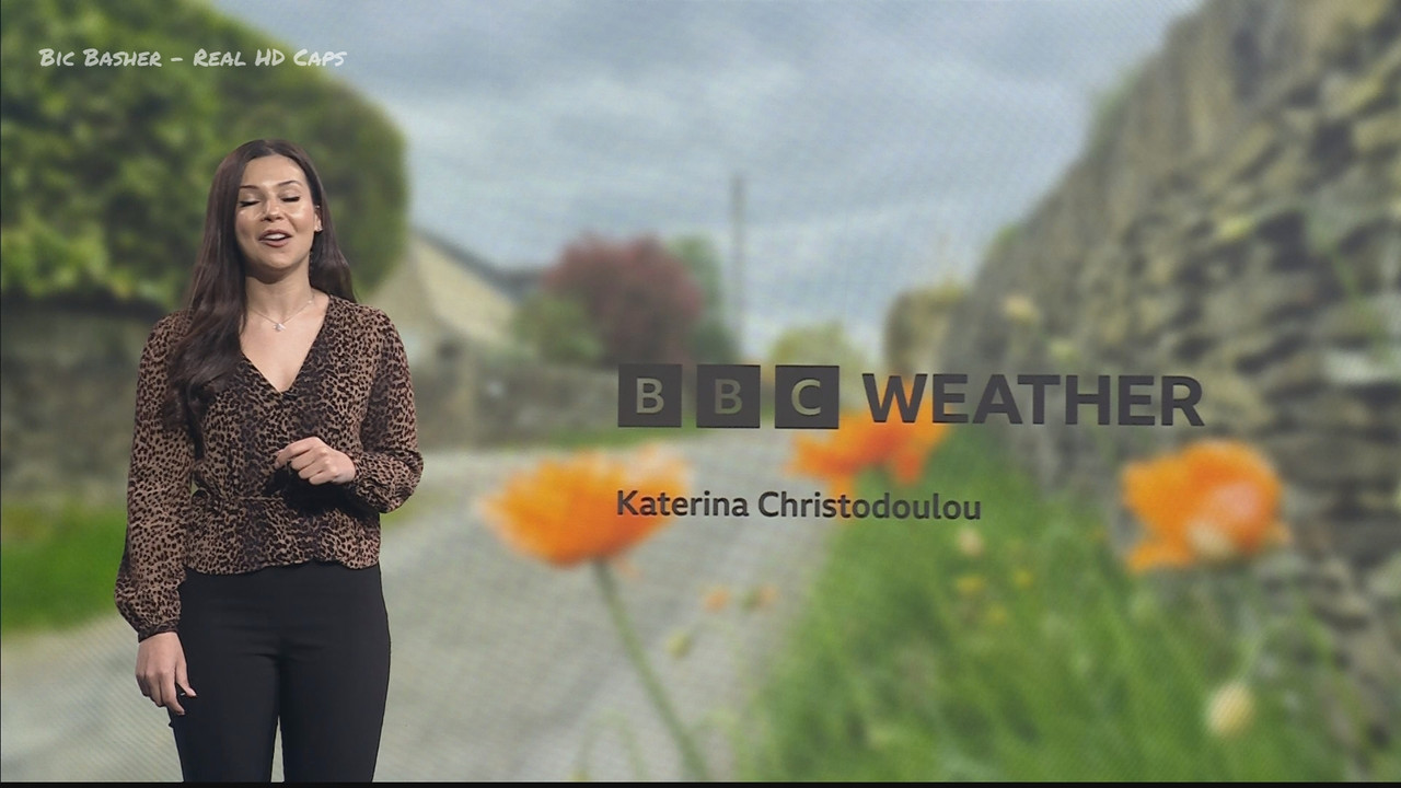 04.25 - 13.35.00 - Look North; Weather. The new film from Rogue One d....ts_snapshot_15.10.751
