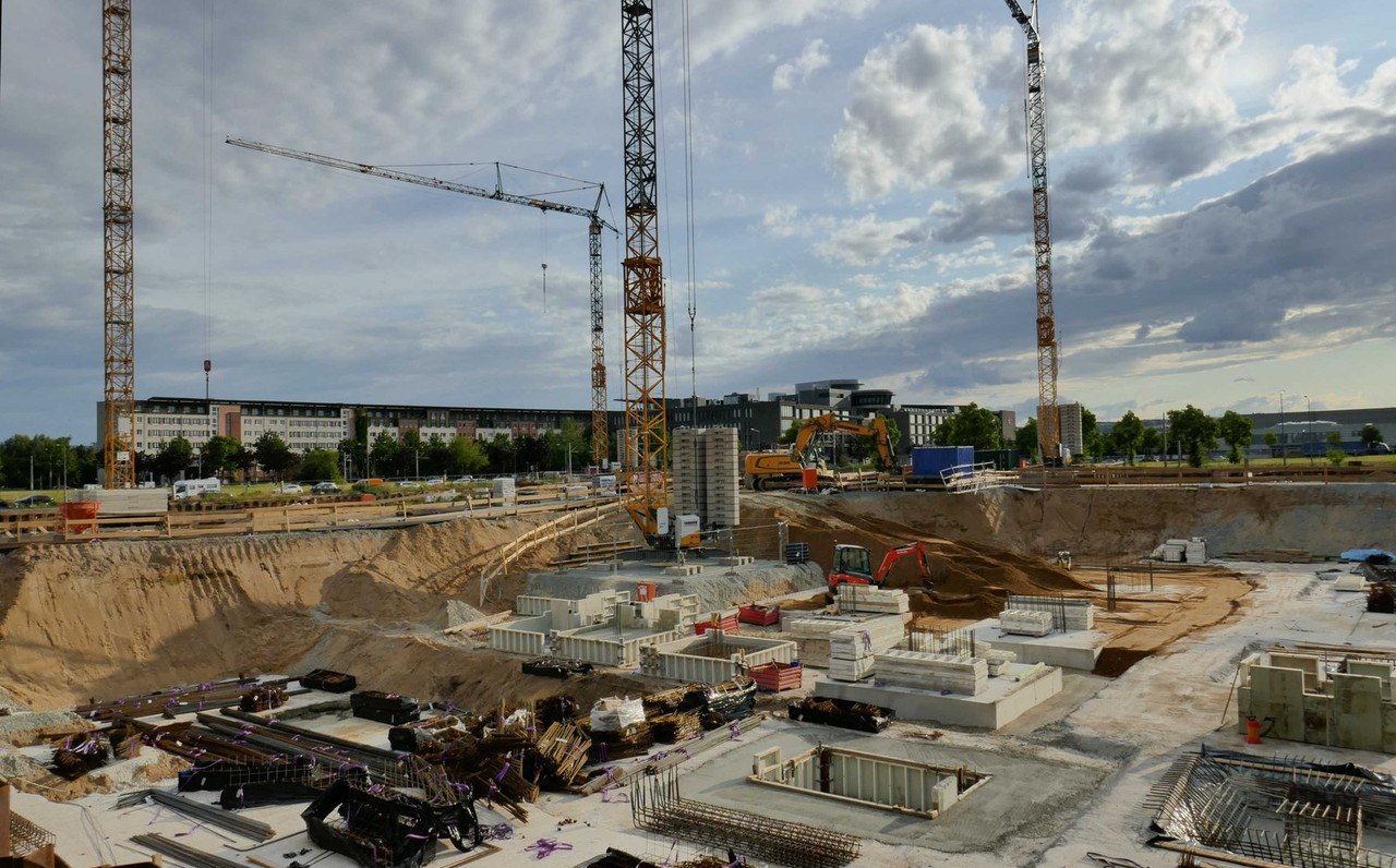 Bild: https://i.postimg.cc/vHnnpqBG/P1220002.jpg