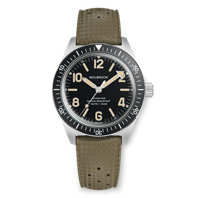 skindiver-automatic-watch-black-dial-vintage-lum-military-green-tropic-strap-22-sa-003-rb1-grn-le1
