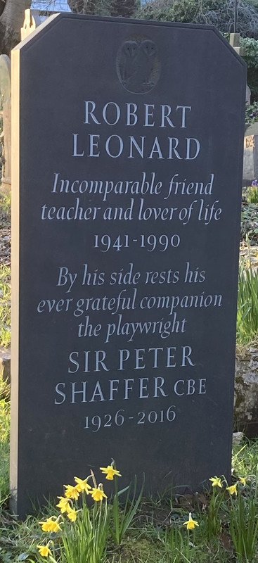 Grave-of-Peter-Shaffer-in-Highgate-Cemetery