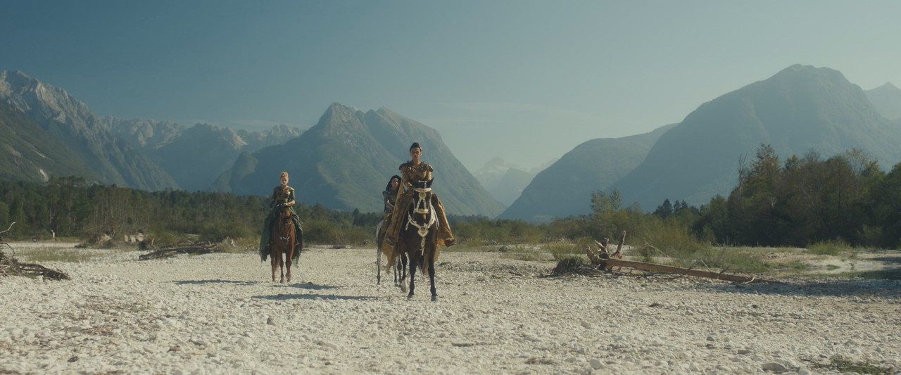 The.Wheel.Of.Time.S03E01.1080p.AMZN.WEB-DL.AVC.8bit.EAC3.5.1.Dual.Audio.Arabic.Dub.MultiSubs-Normal1