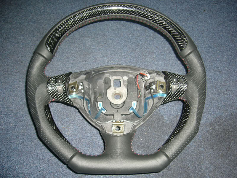 AlfaRemeo156SportsSteeringWheel1