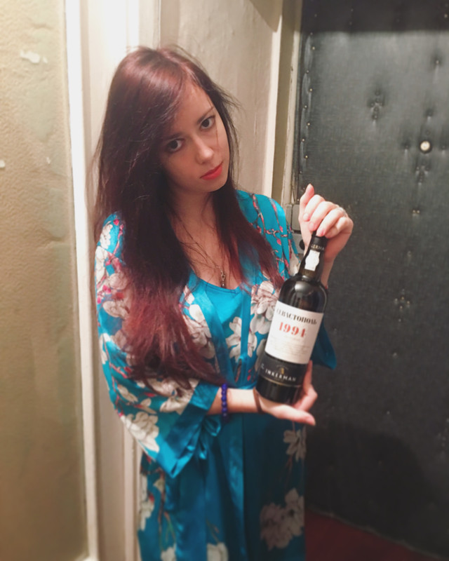 FF0B79F4-63F8-41B1-8DA1-D8668C9728AD