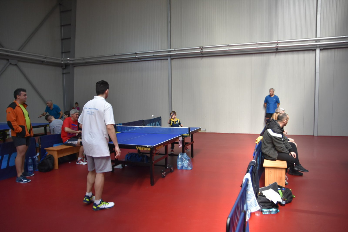 3E4270EC-78EF-4FBE-8C25-3B54E93B8ECA