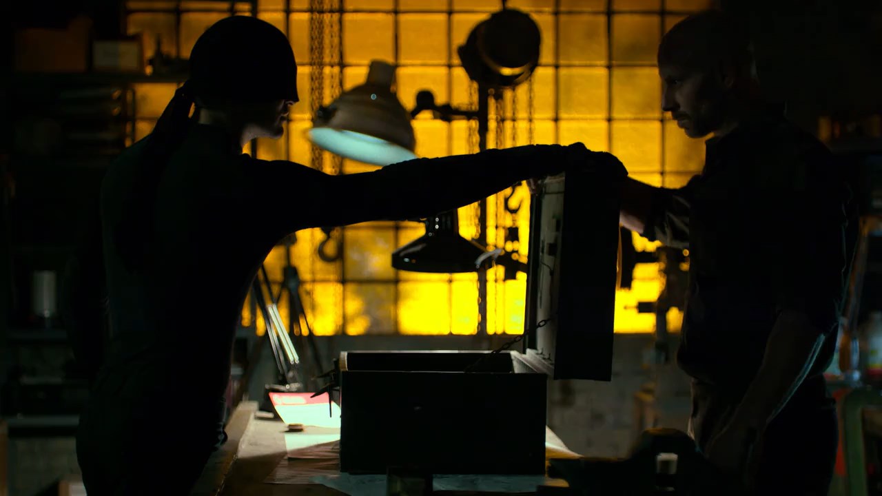 Marvel's Daredevil (2015) Season 1 [Hindi + English] WebRip 480p 720p ESub - Complete Screenshot