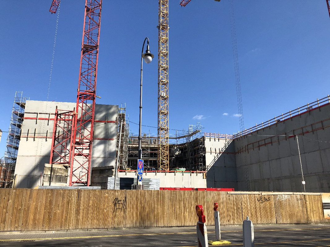 28619489-25F9-4F26-8281-31445D621BFE