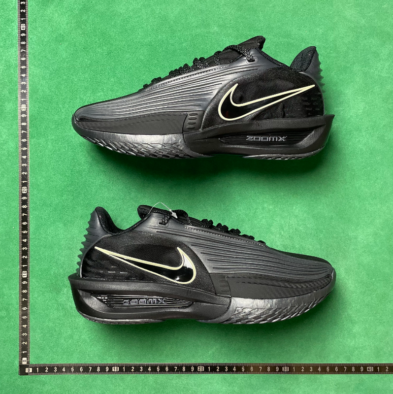 Nike Sacai