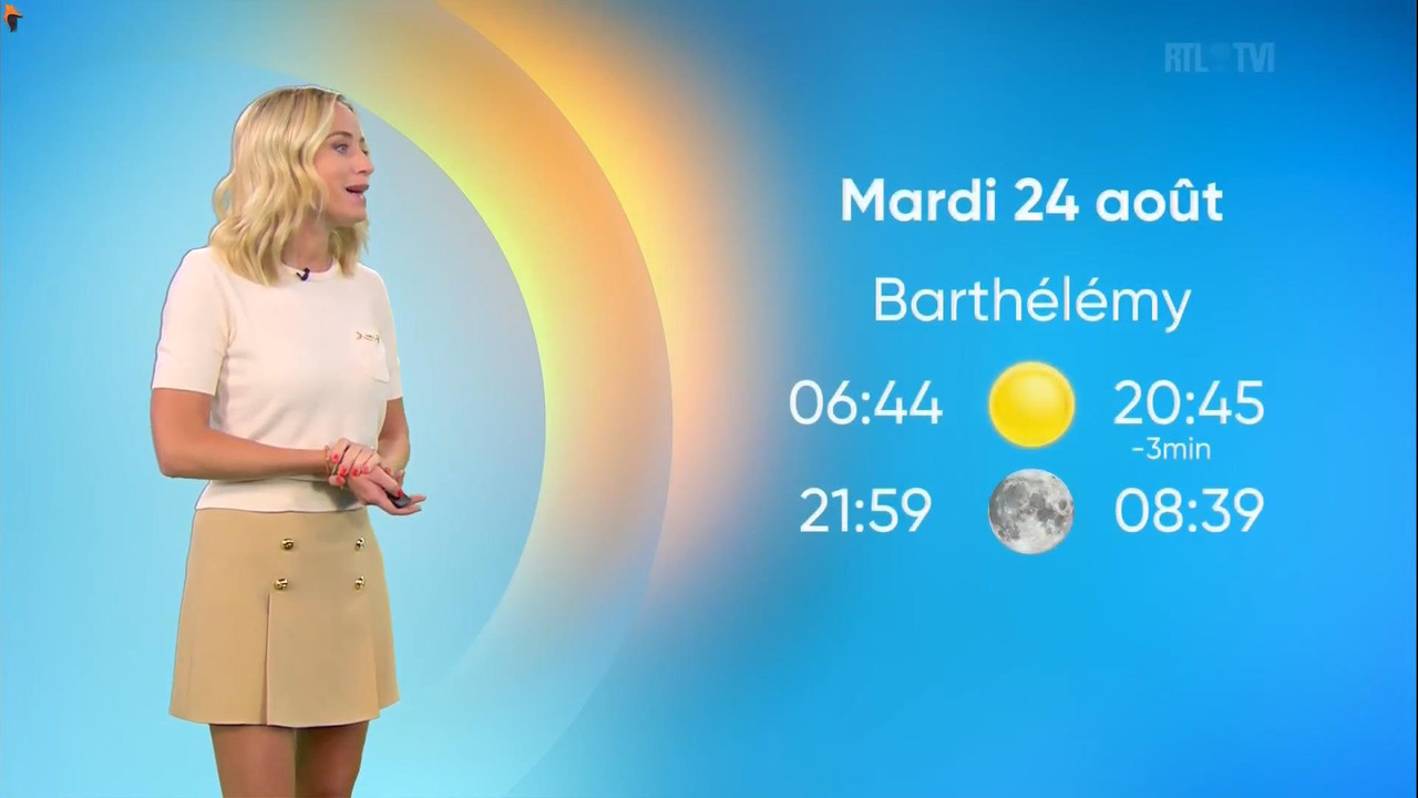 Emilie Dupuis 240821.mp4_snapshot_04.03_[2021.08.24_19.23.11]