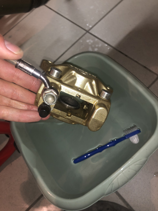 4F2160E4-DEA9-4972-91AC-4D203DFFB477