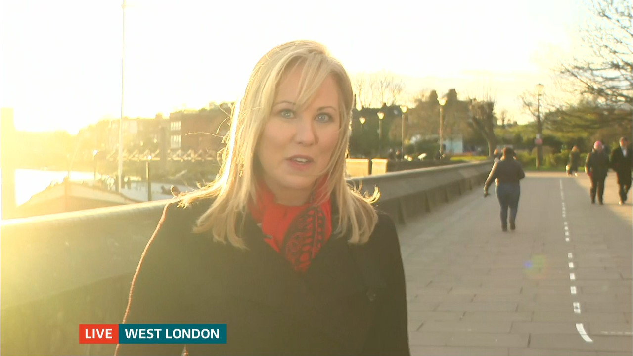 ITV Evening News_20220401_18301930.ts_snapshot_22.28.005