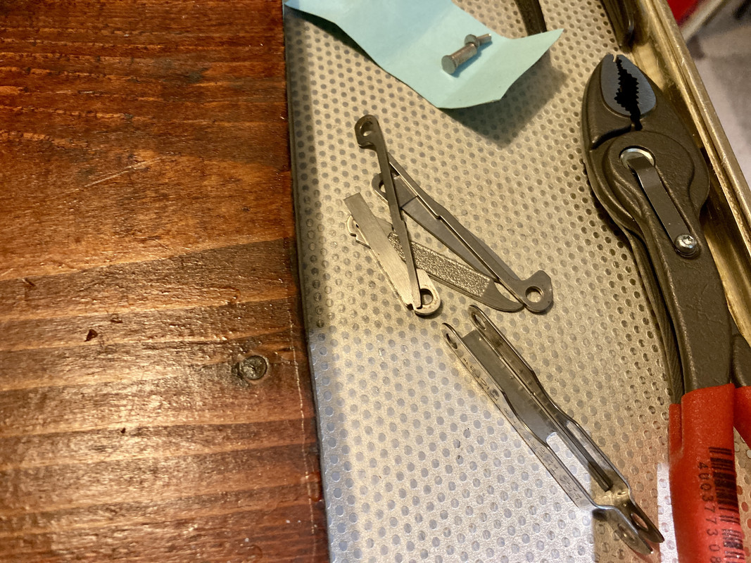 26D44593-7344-495E-A9F9-9E1901EADF25