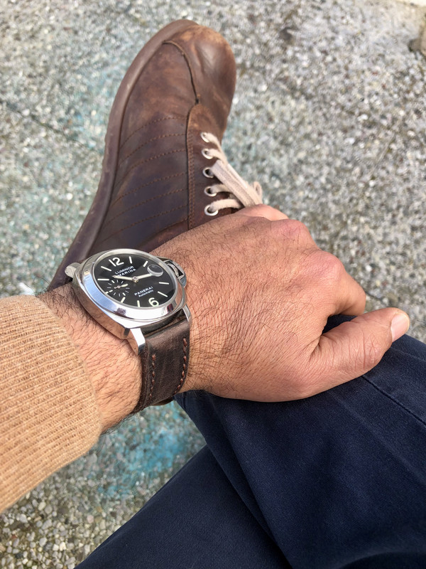 10DB7B0F-6A19-40C2-BEA3-AC6F26A58E50