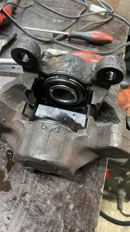 D25BBBAC-4A27-463B-AD89-626BCAF23529