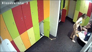 [Image: Voyeur21895112746.jpg]