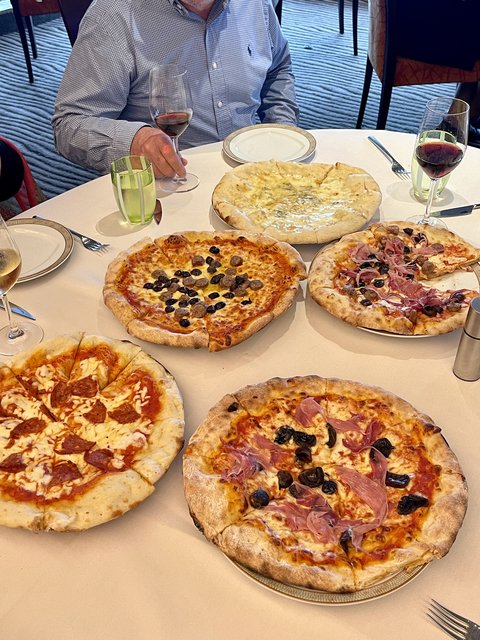 [Linked Image from i.postimg.cc]