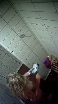 [Image: Voyeur37745132158.jpg]