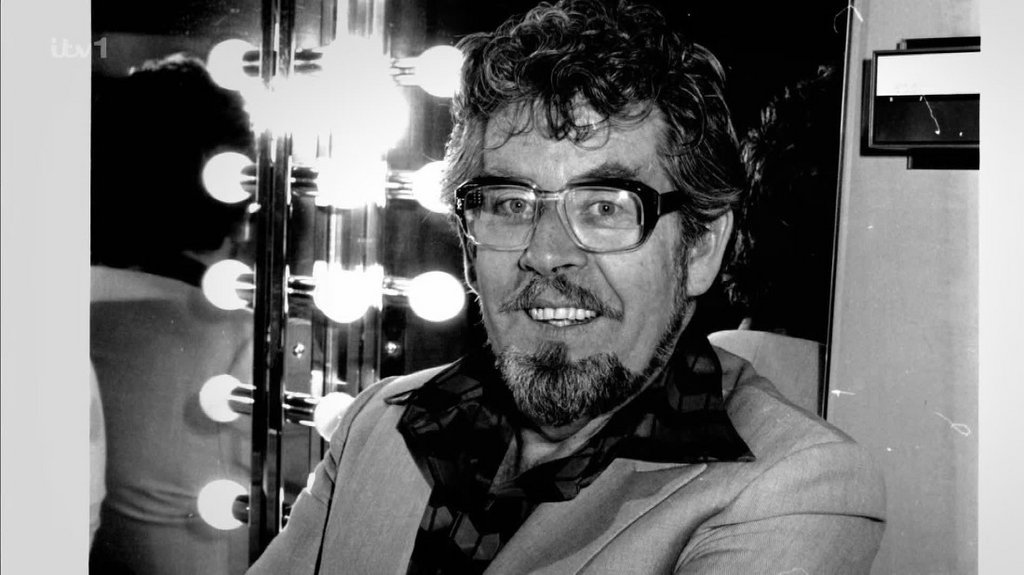 [Image: 9e5sdd2iuf2g.jpg]