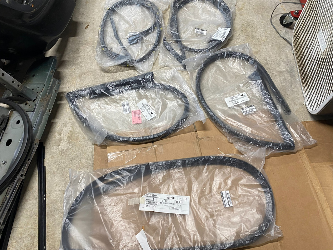 0DE36E63-E8FC-4298-9E16-B39C57E034AB