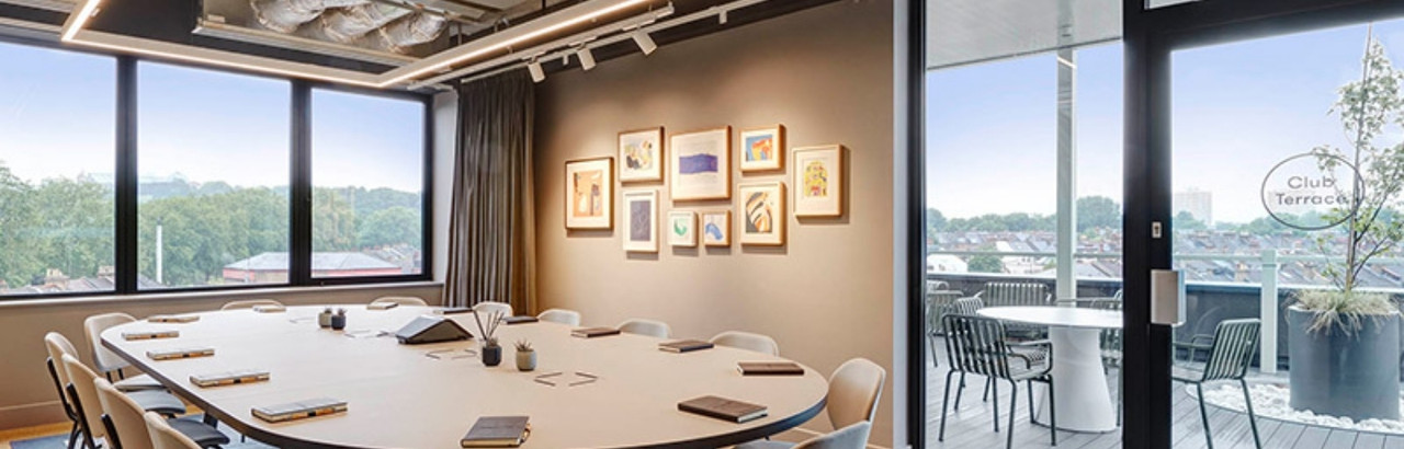 Clockwise Wood Green meeting room