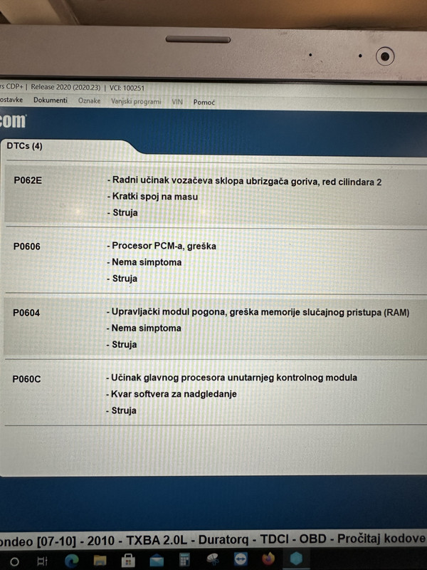 4552A8B9-213E-4928-863D-870F01D3A3B4