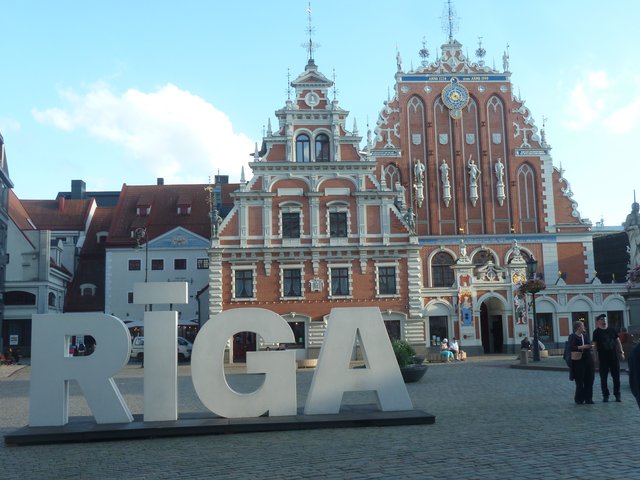 Dia 5 .-  Vuelo de vuelta. - Riga en 3 dias. (1)