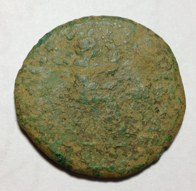 Dupondio de Emérita, época de Tiberio. AVGVSTA IVLIA C A E. Livia sedente a dcha. IMG-5098