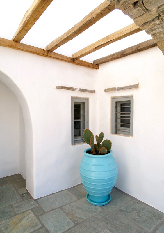 turquoise-urn.jpg