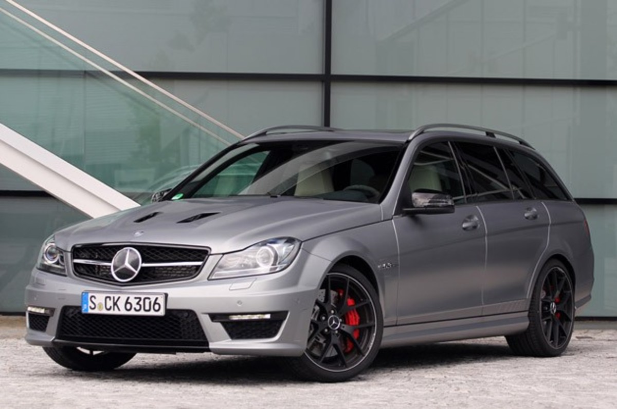 What Engine is in the 2014 Mercedes C63 507 Edition?