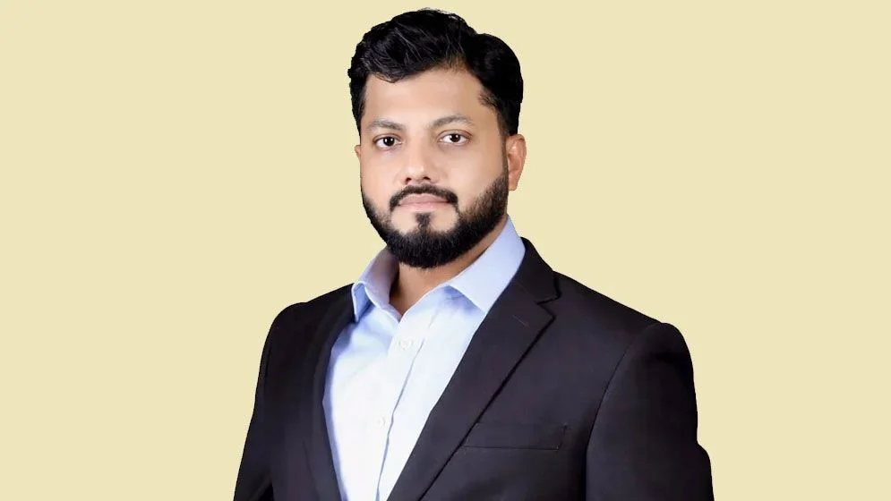 জাতীয় প্রেস ক্লাবে ইশরাক, দেবেন পদত্যাগের ঘোষণা
