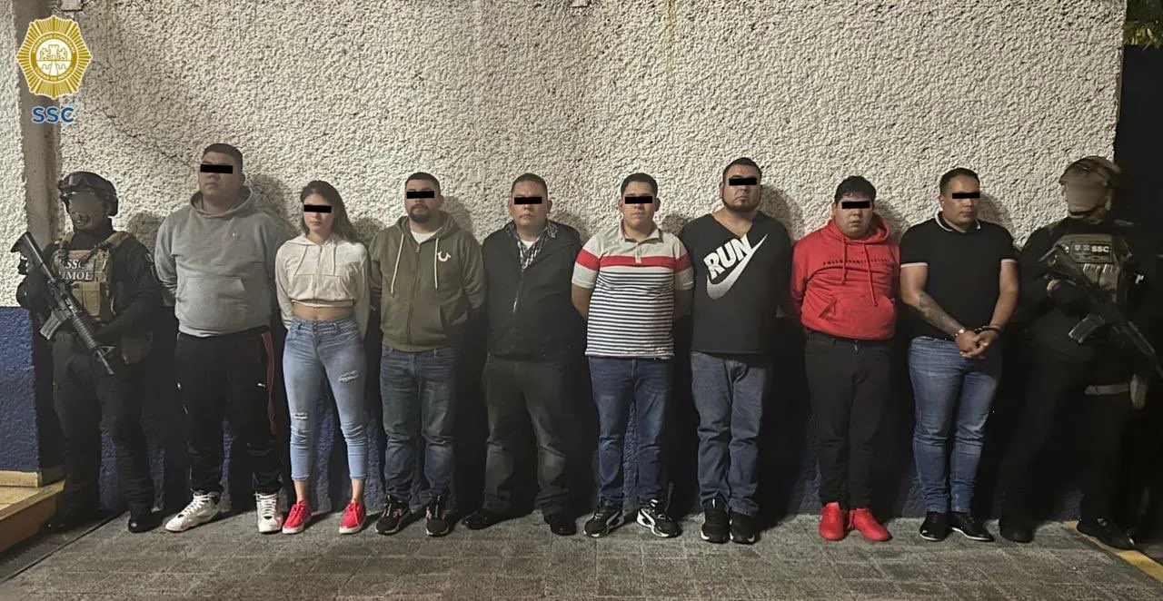 Detiene la SSC a cuatro policías por secuestro y extorsión