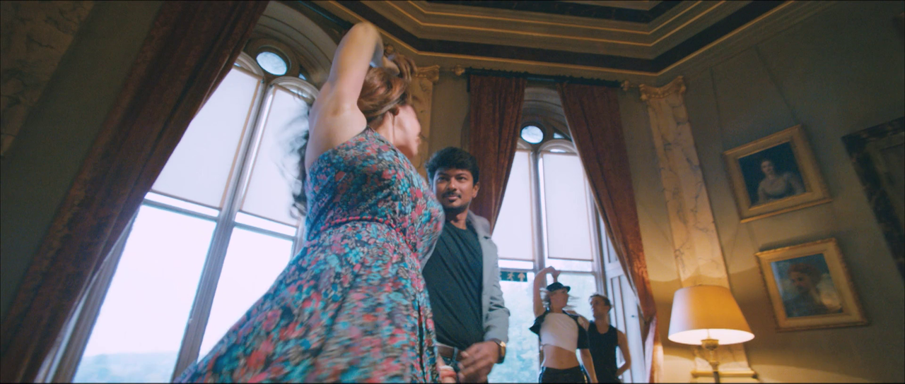 vlcsnap-2024-12-19-21h17m41s653