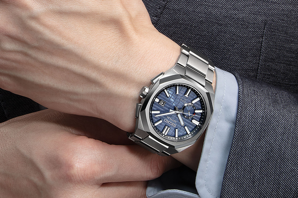 Seiko-Astron-GPS-Solar-SSJ013-wrist-shot
