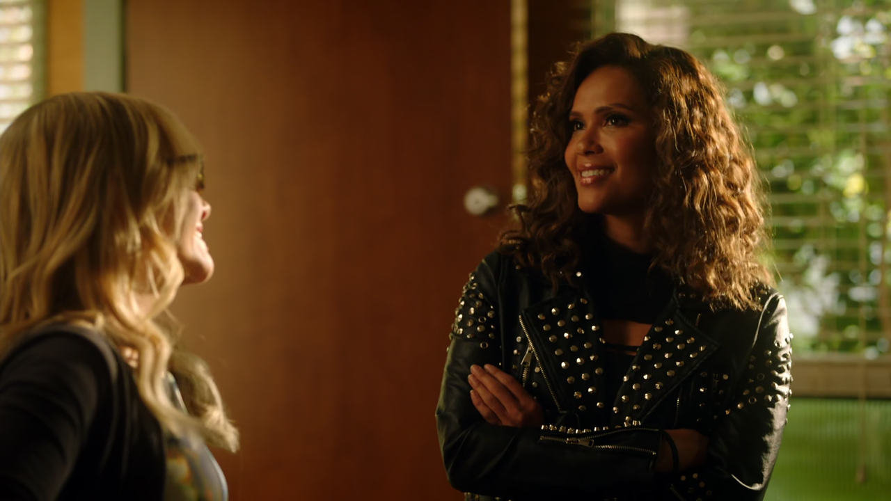 Lucifer.S03E09.1080p.AMZN.WEB-DL.x265.10bit.AAC.5.1-Qman[UTR].mk