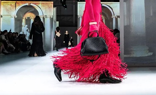 Accessories Trends For The 21st Century