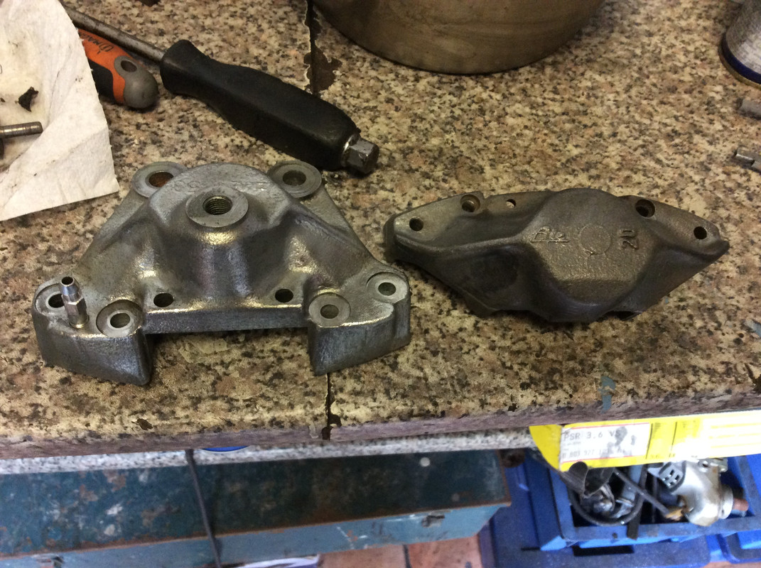 C6CABC68-3237-400C-9B44-126CEE76167F