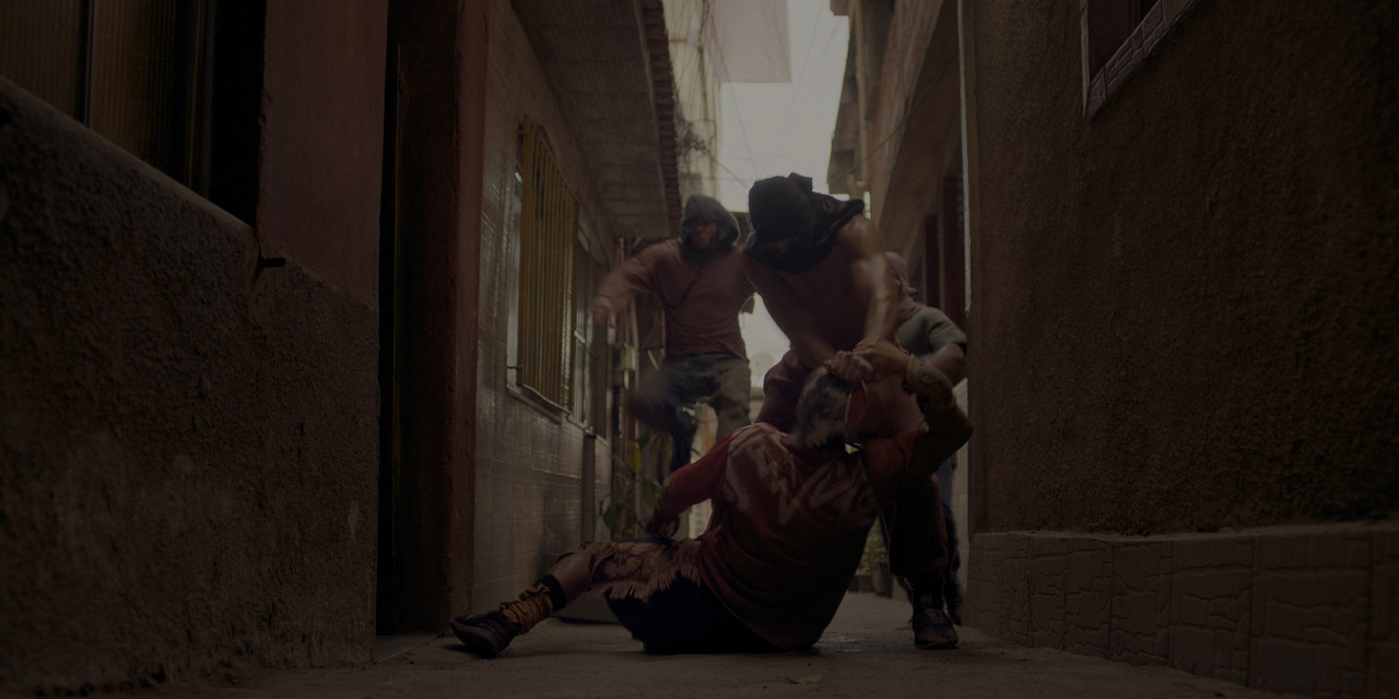 Corredores del Juego (2026) 2160p WEB DL 4K HDR10 Latino mkv snapshot 00 07 57 185
