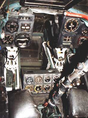 Me-210-or-410-cockpit.png