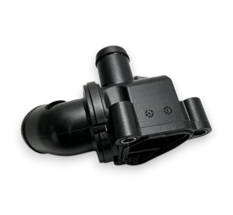 Mercedes Benz Engine Coolant Thermostat Housing for A-Class W169 B-Class W245 A150 A170 A180 B170 B180 B200 M266 (OE: 2662030675 / A2662030675 / 2662030475 / 2662030275)