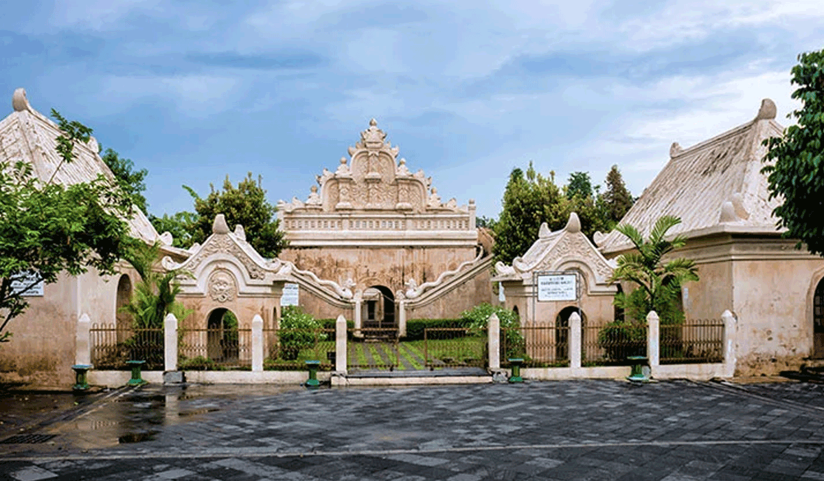 Taman Sari sebagai Destinasi Wisata Budaya dan Edukasi