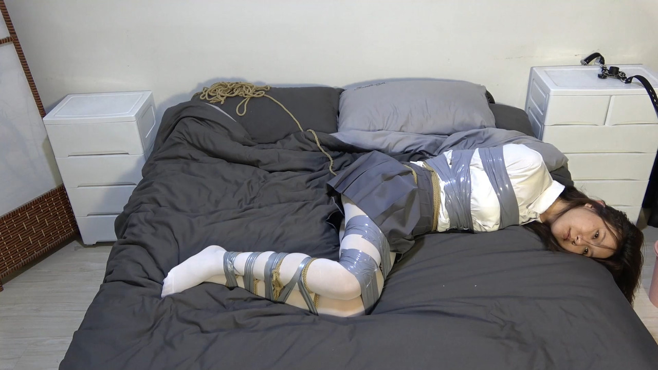 美束映画 老师的秘密 2.mp4_20230128_085820.422