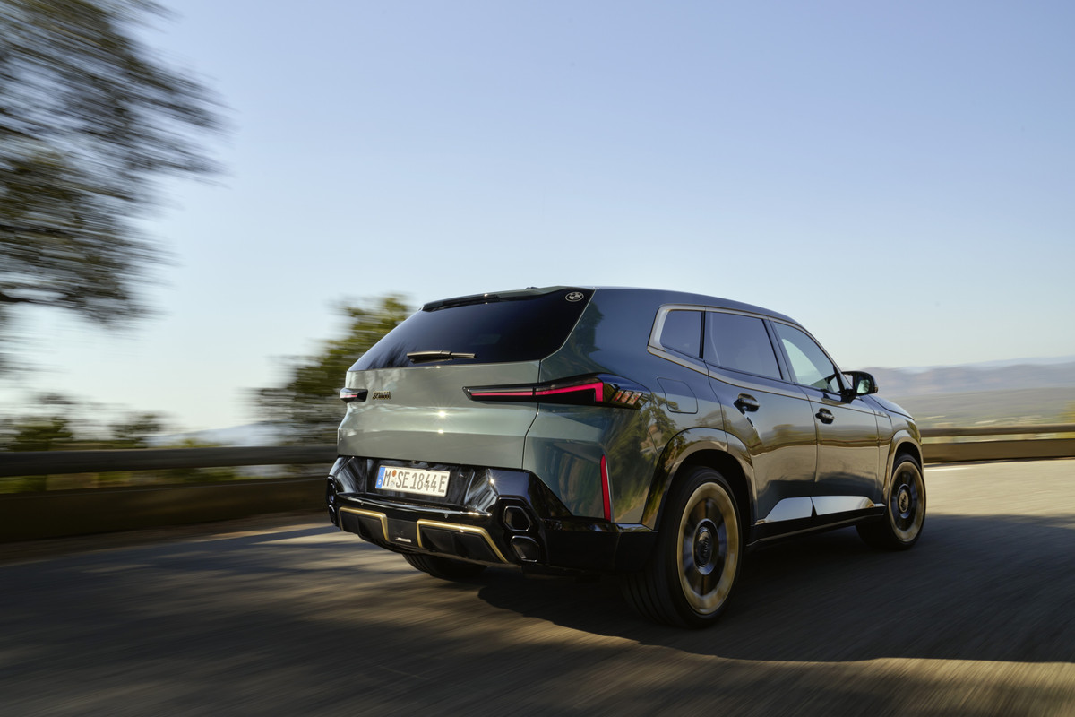 P90478648_highRes_the-first-ever-bmw-x