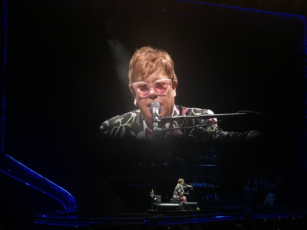 2E402CED-904D-4273-9A6F-6F942C8ACD10