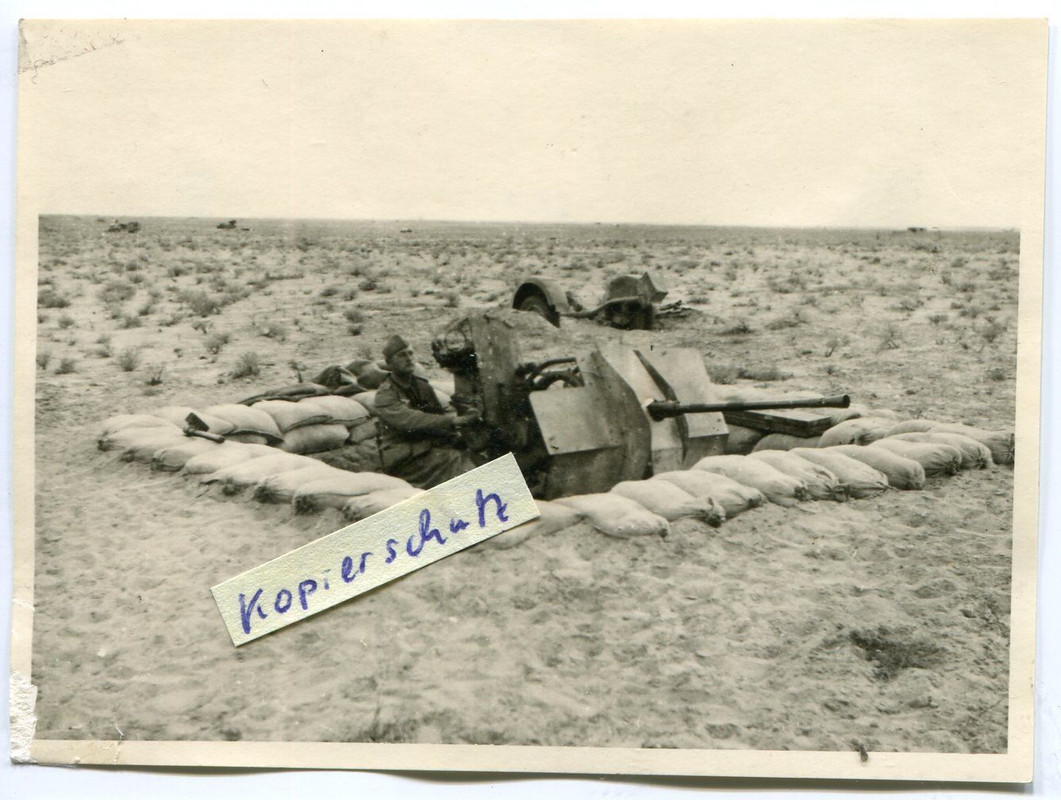 Erdkampf-Flak-Geschütz des Afrikakorps in Afrika im 2.WK