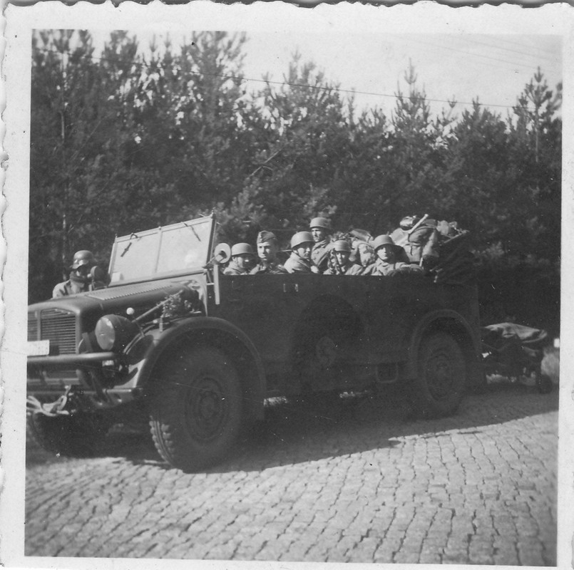 2.Fallschirmjäger Flak-MG Batl. Einheits PKW Aut